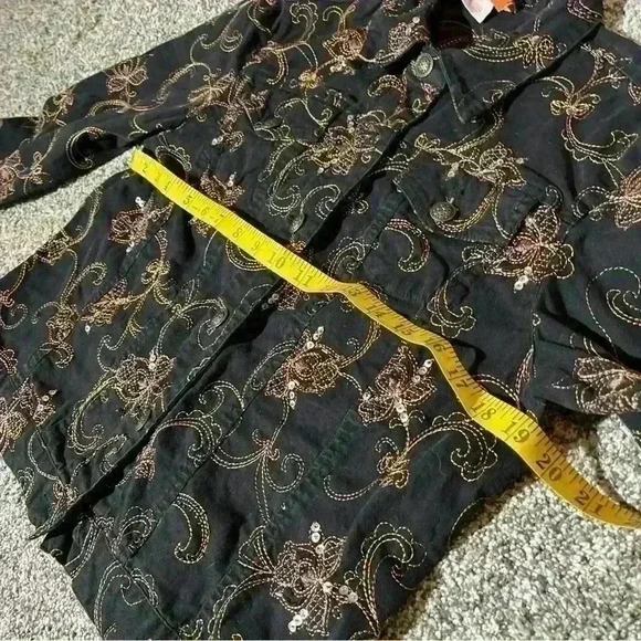 Hearts of Palm Floral Embroidered Trapeze Jacket Black Size 10- Note - Picture 3 of 11